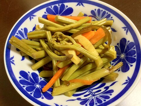 ワラビと塩昆布の生姜和え